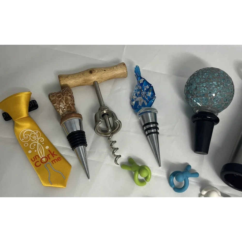 Lot of 9‎ Pre-Owned Wine Accessories: Corks, Stoppers & Openers Set